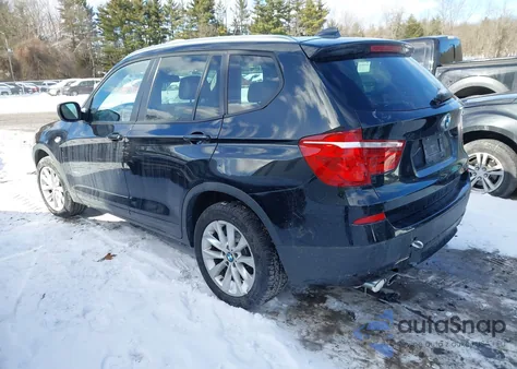 2013 BMW X3 xDrive28I z USA, uszkodzony, nr VIN 5UXWX9C57D0D04323